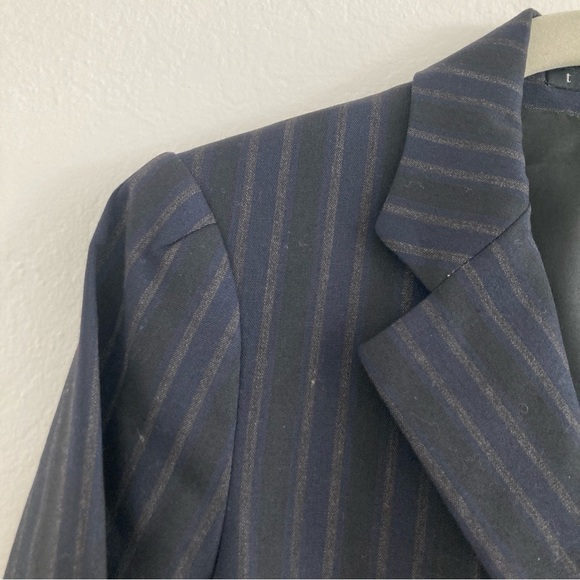 Theory Wool Pinstripe Blazer Black Workwear Preppy Minimalist Office Size 10 - Picture 3 of 14